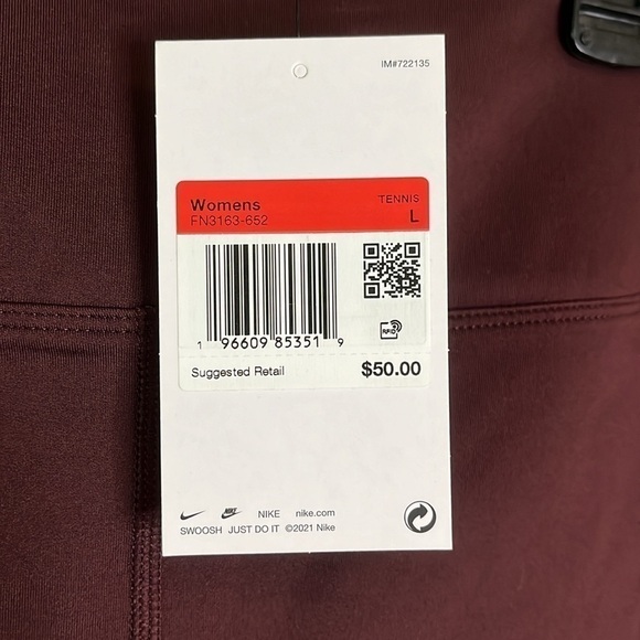 NWT‎ Nike dri-fit tight fit 4’ length shorts size L - Picture 2 of 7